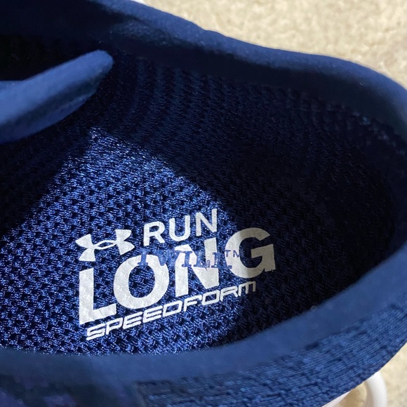 NEW Under Armour/10 - Picture 4 of 7